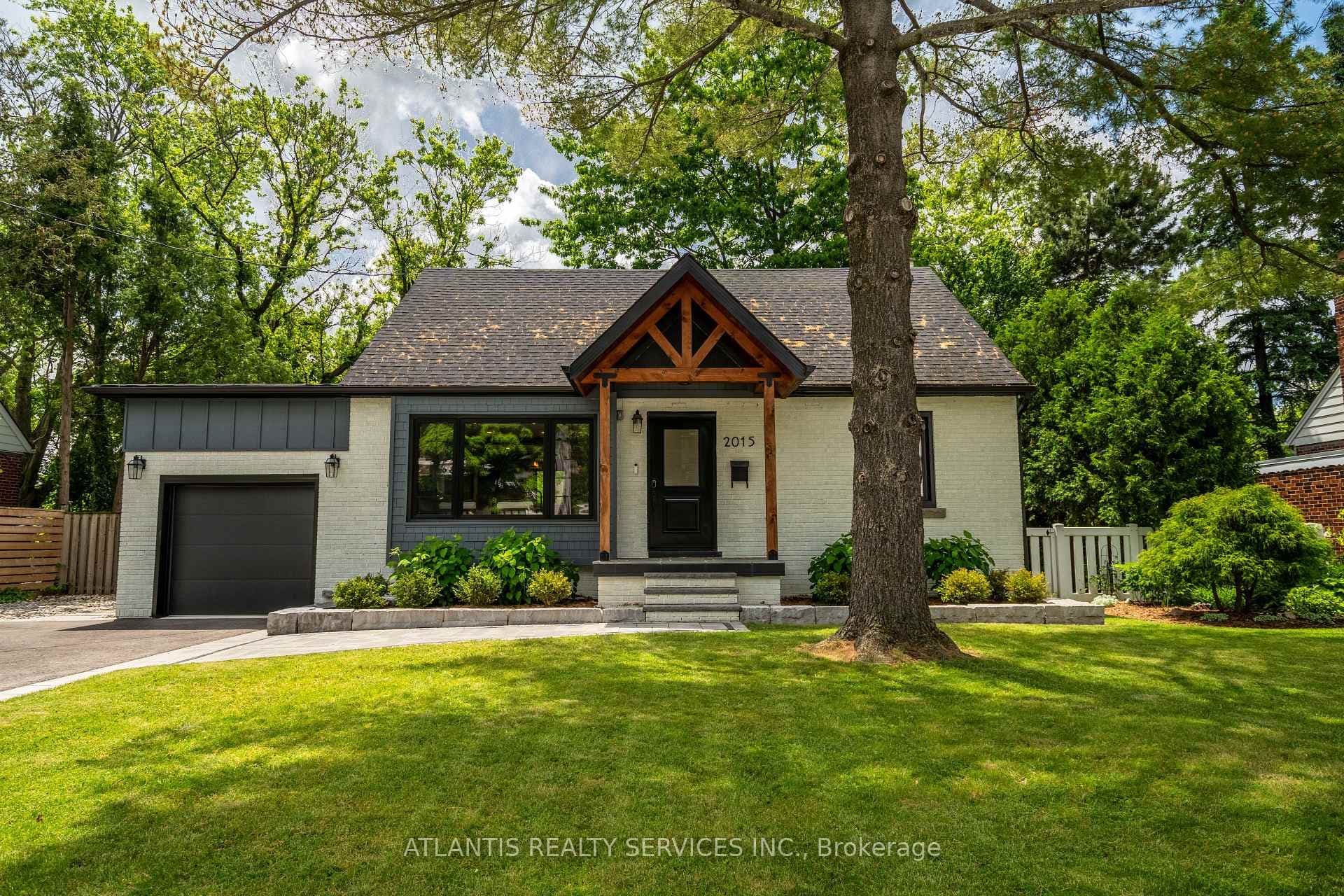 2015 Edinburgh Drive photo 1