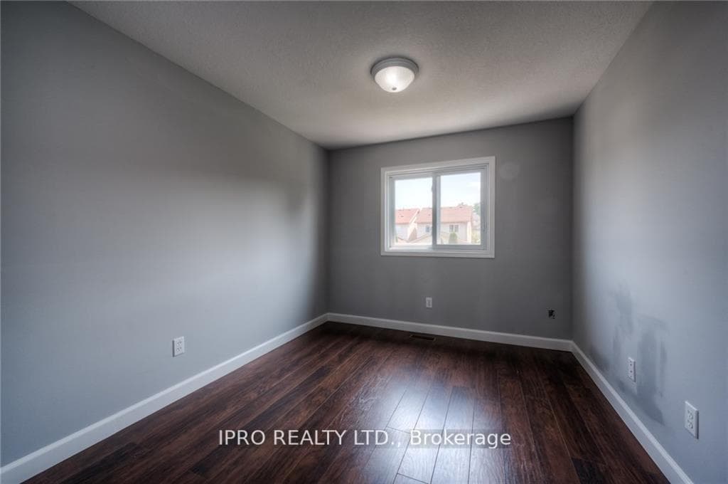 298 Activa Avenue photo 16