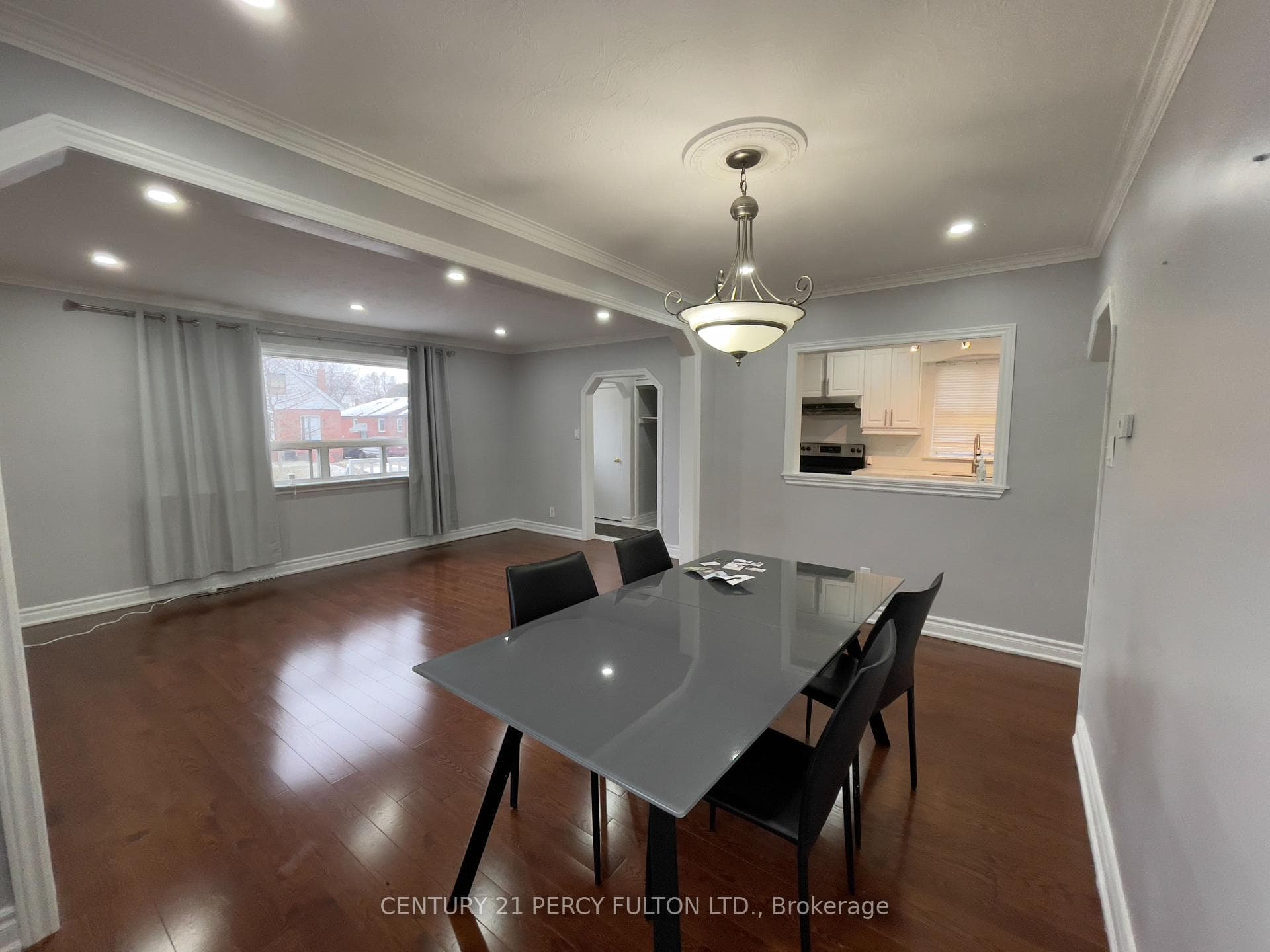 19 Lynvalley Crescent photo 6
