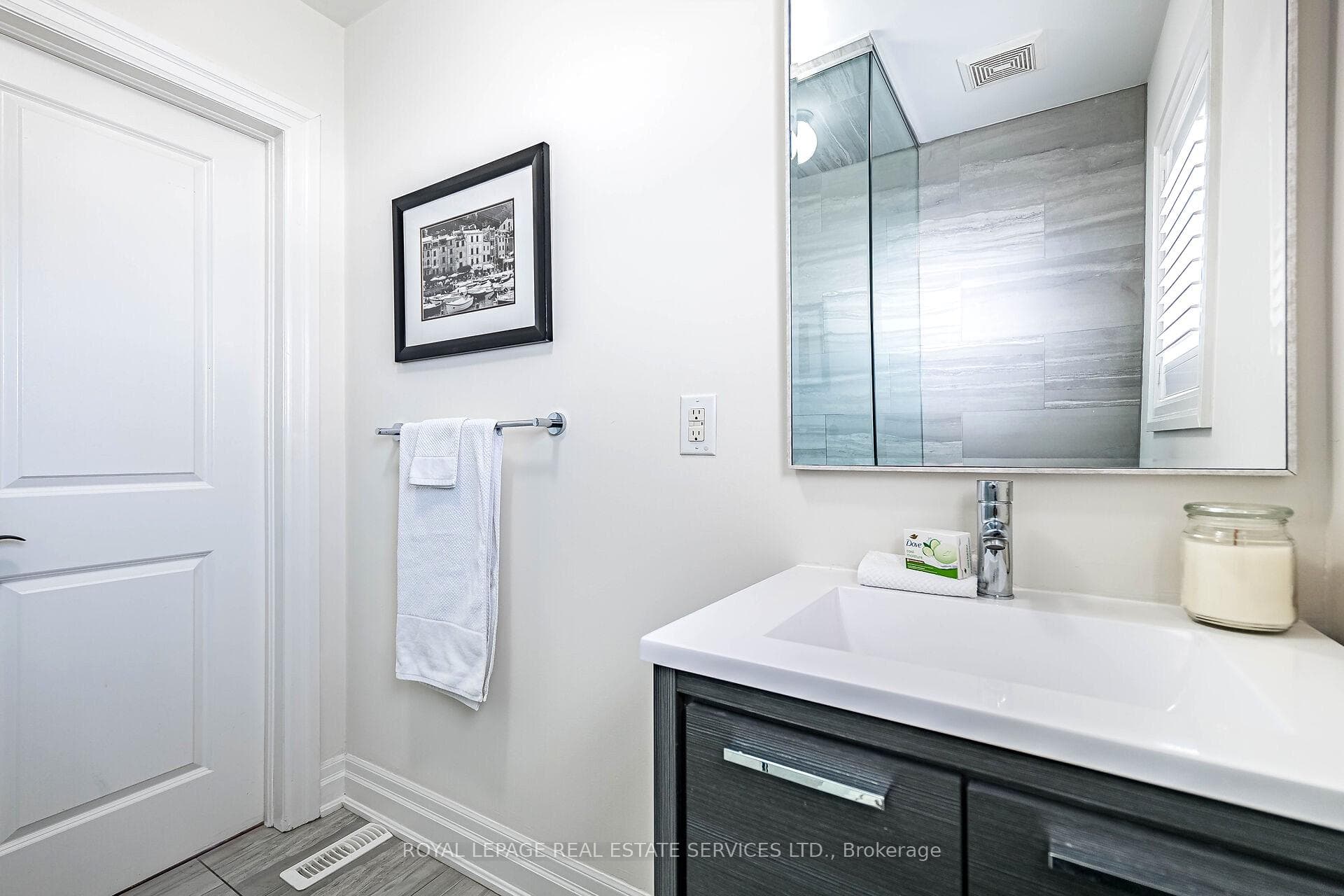 41 Ash Crescent photo 23