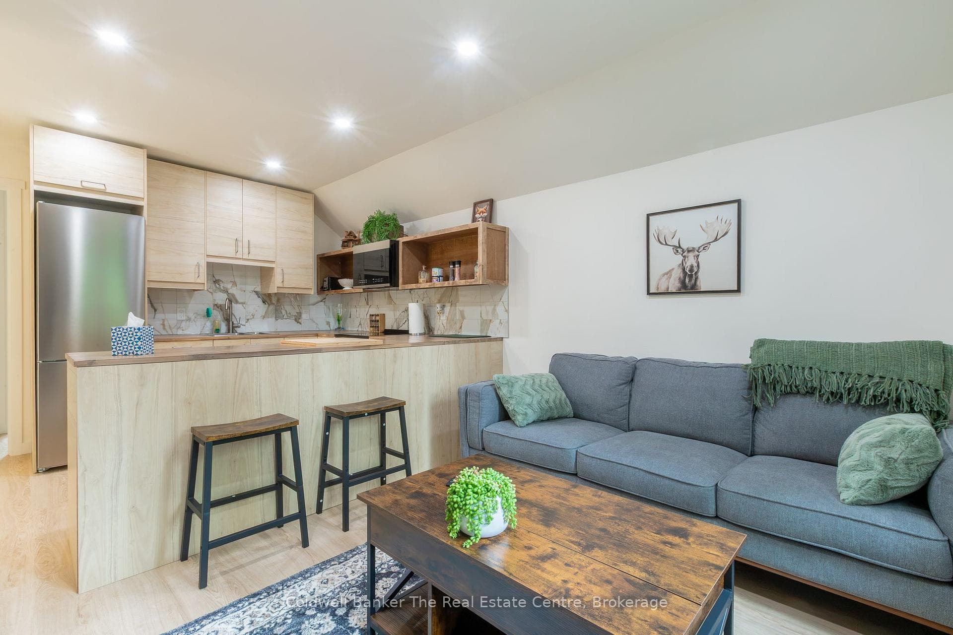 78 Glencairn Crescent photo 38