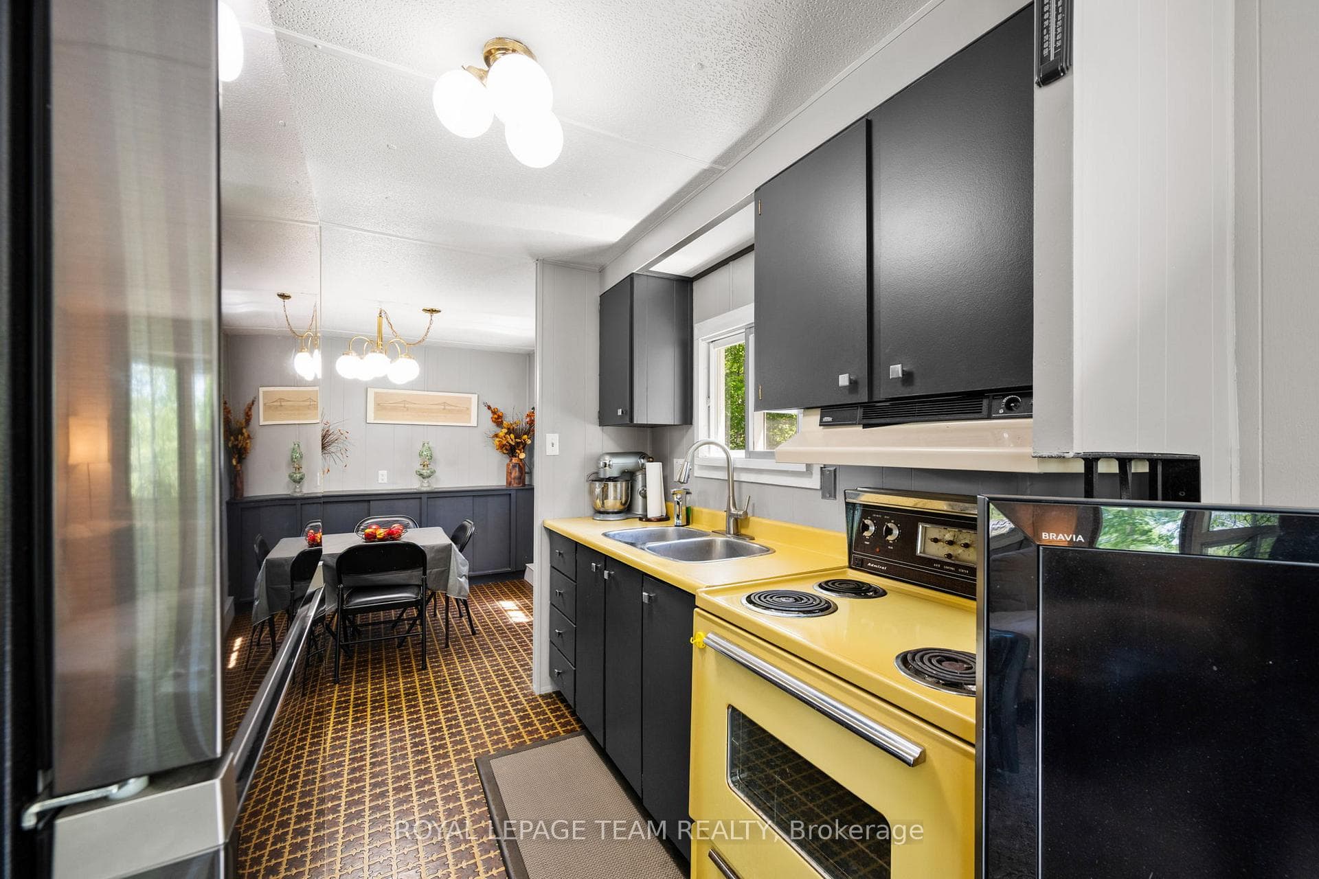 611 Burnstown Road photo 10