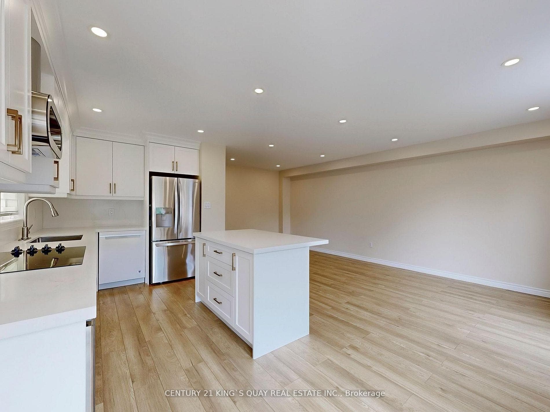 71 Rembrandt Drive photo 13