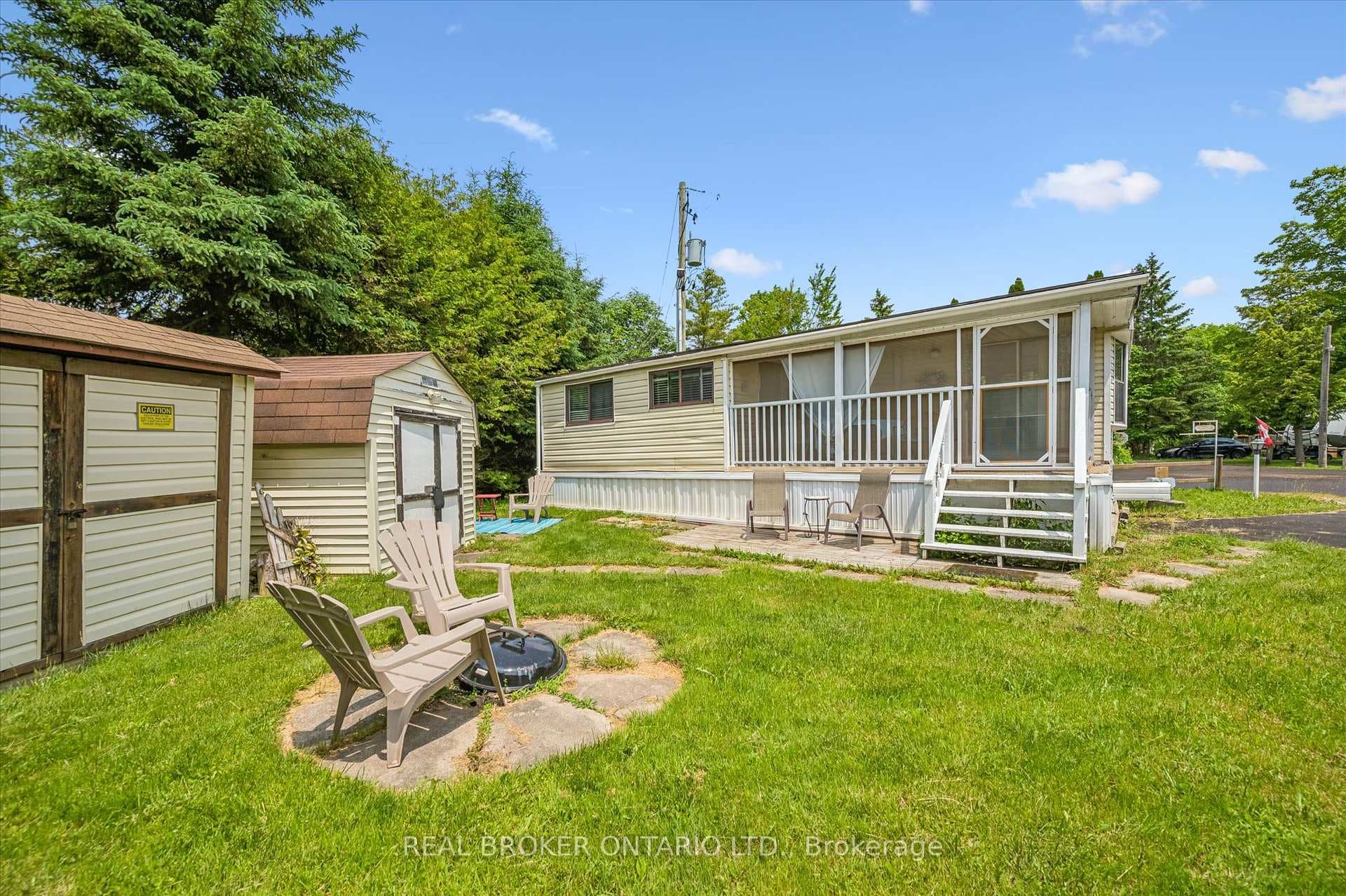 157 Cedar Crescent photo 14