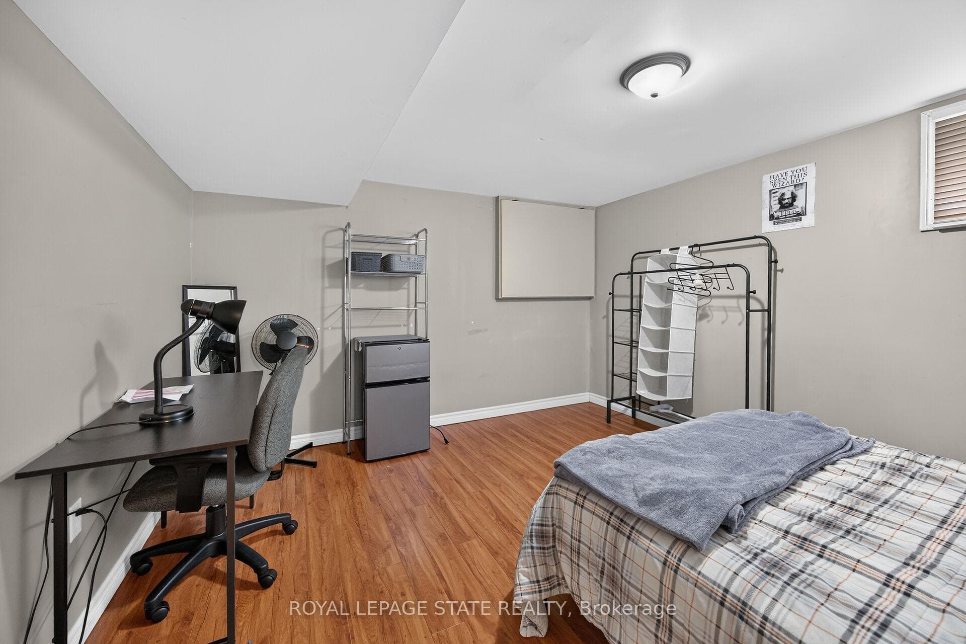 27 Ainslie Avenue photo 37