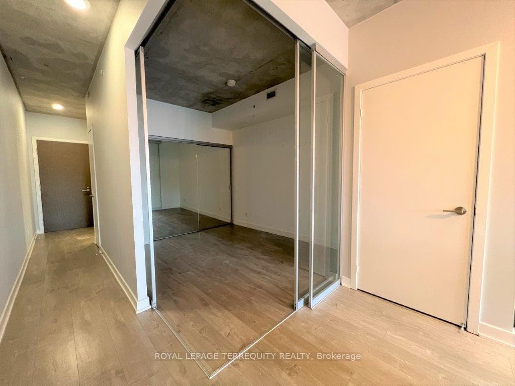 109 Ossington Avenue Unit 308 photo 20