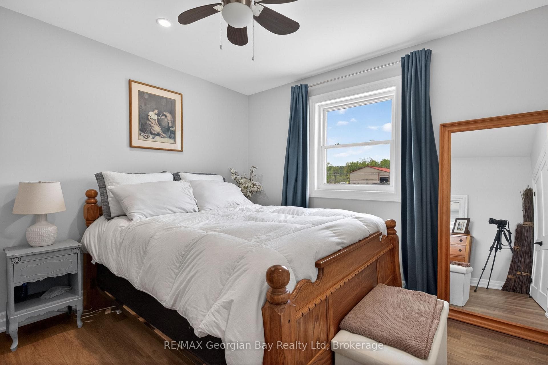449 Park Street photo 22