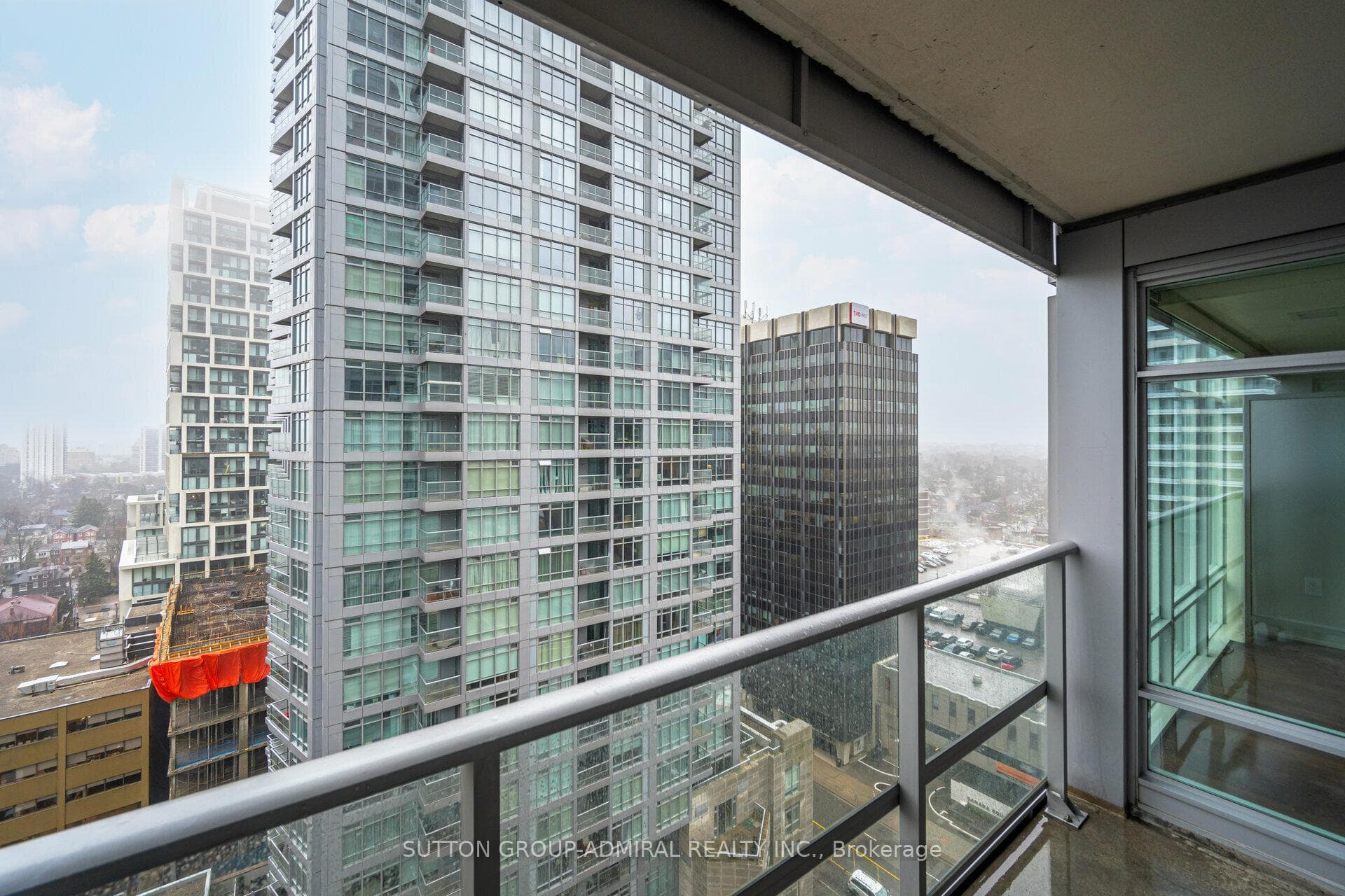 2191 Yonge Street Unit 1804 photo 22