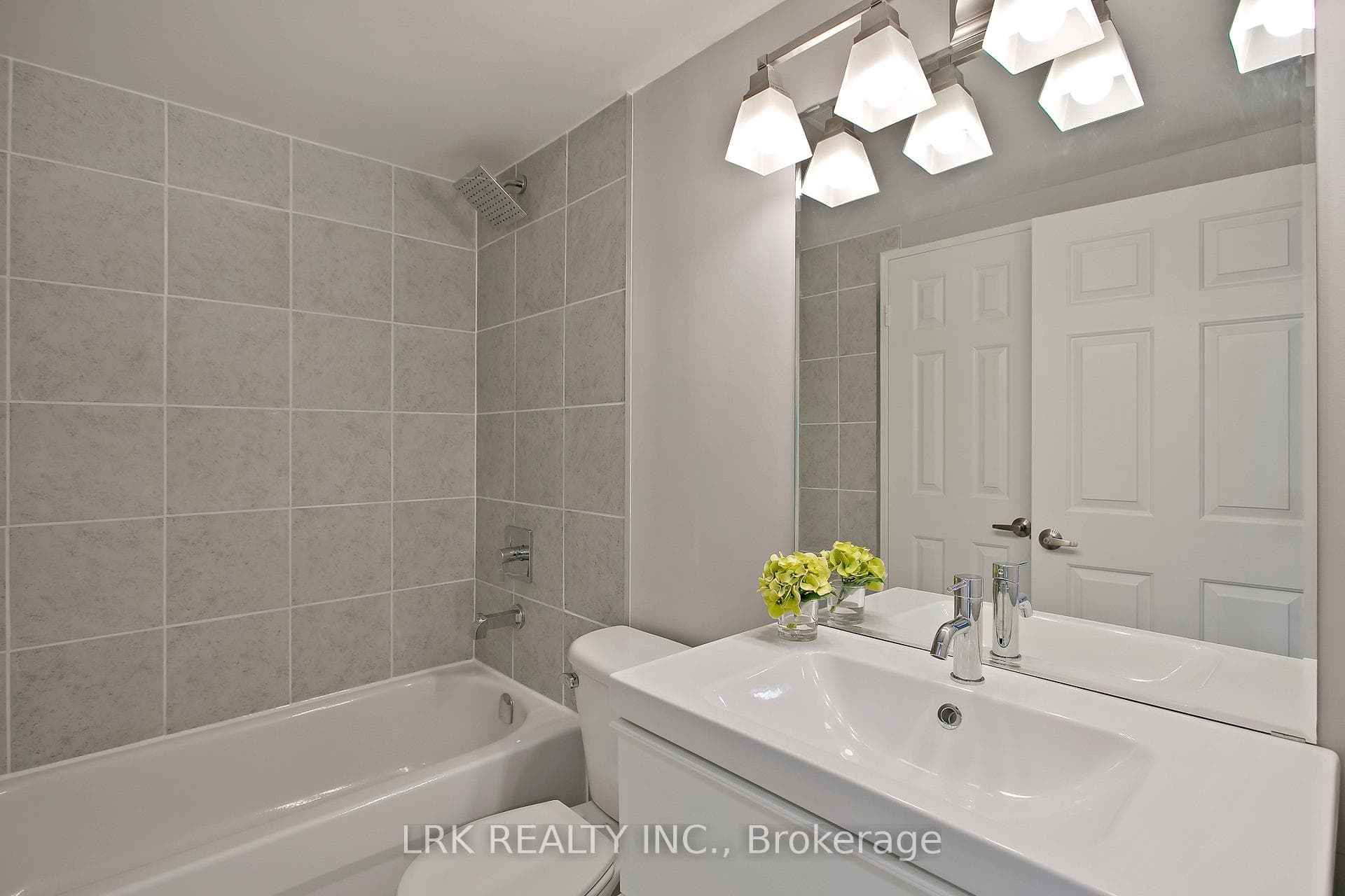 101 Subway Crescent Unit 308 photo 8