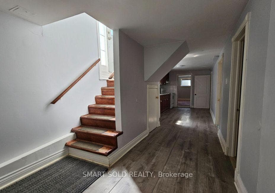 2417 Whaley Drive Unit #Lower Level photo 2
