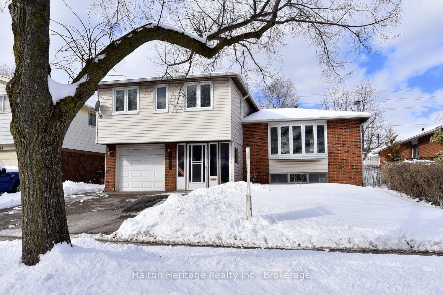 4395 Bennett Road photo 2