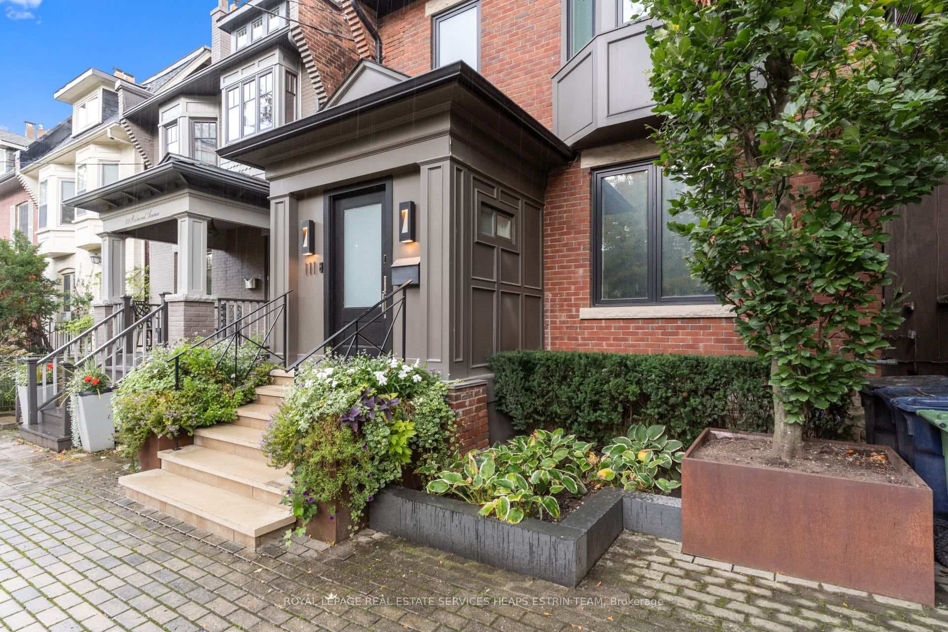 111 Balmoral Avenue photo 2