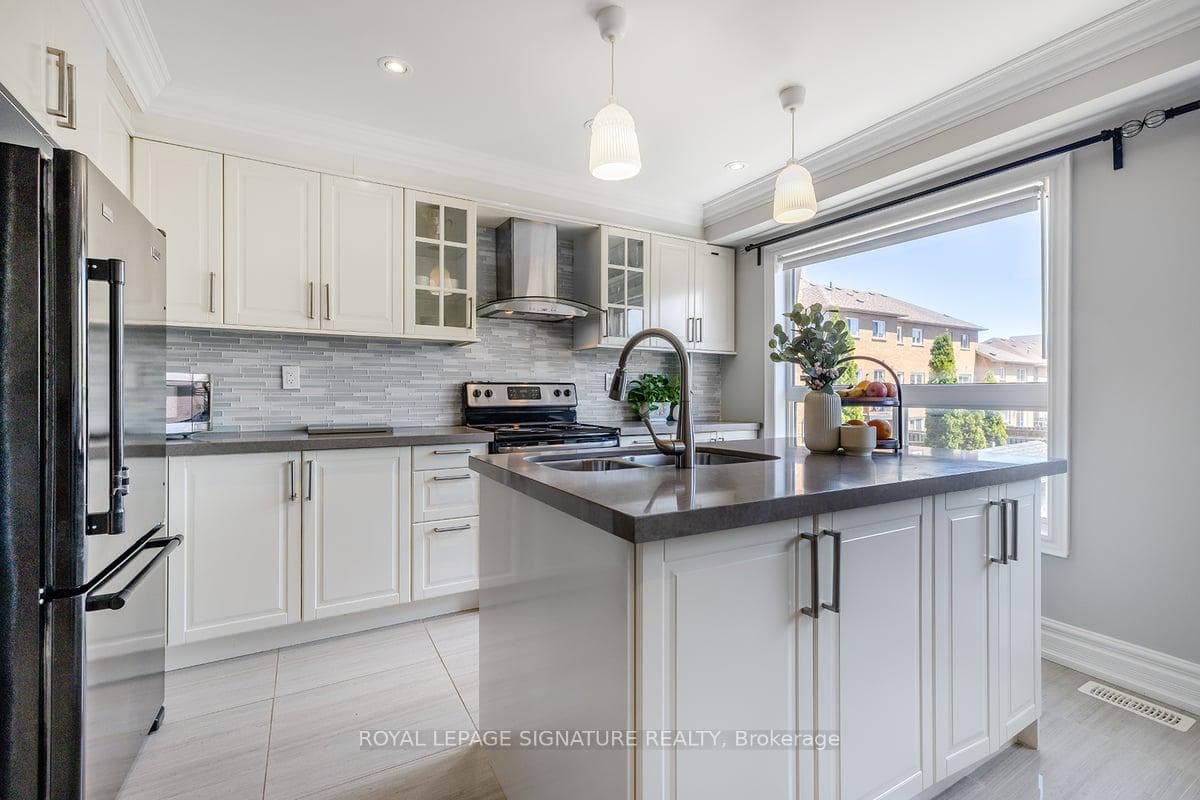 162 Parktree Drive photo 20