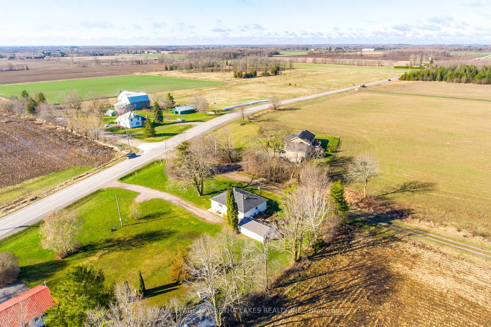 536 Cambray Road photo 4
