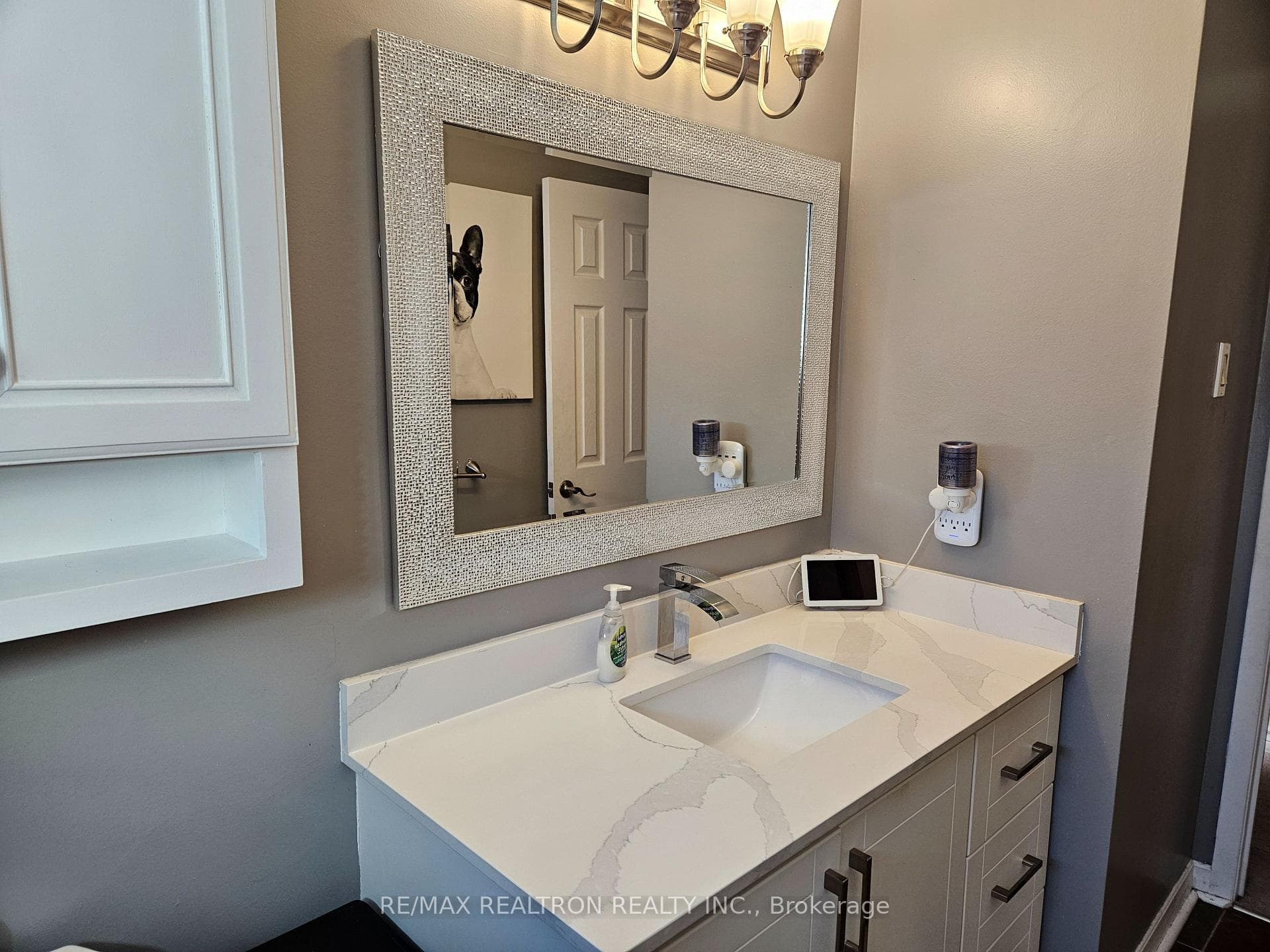 18 Josaly Drive photo 3