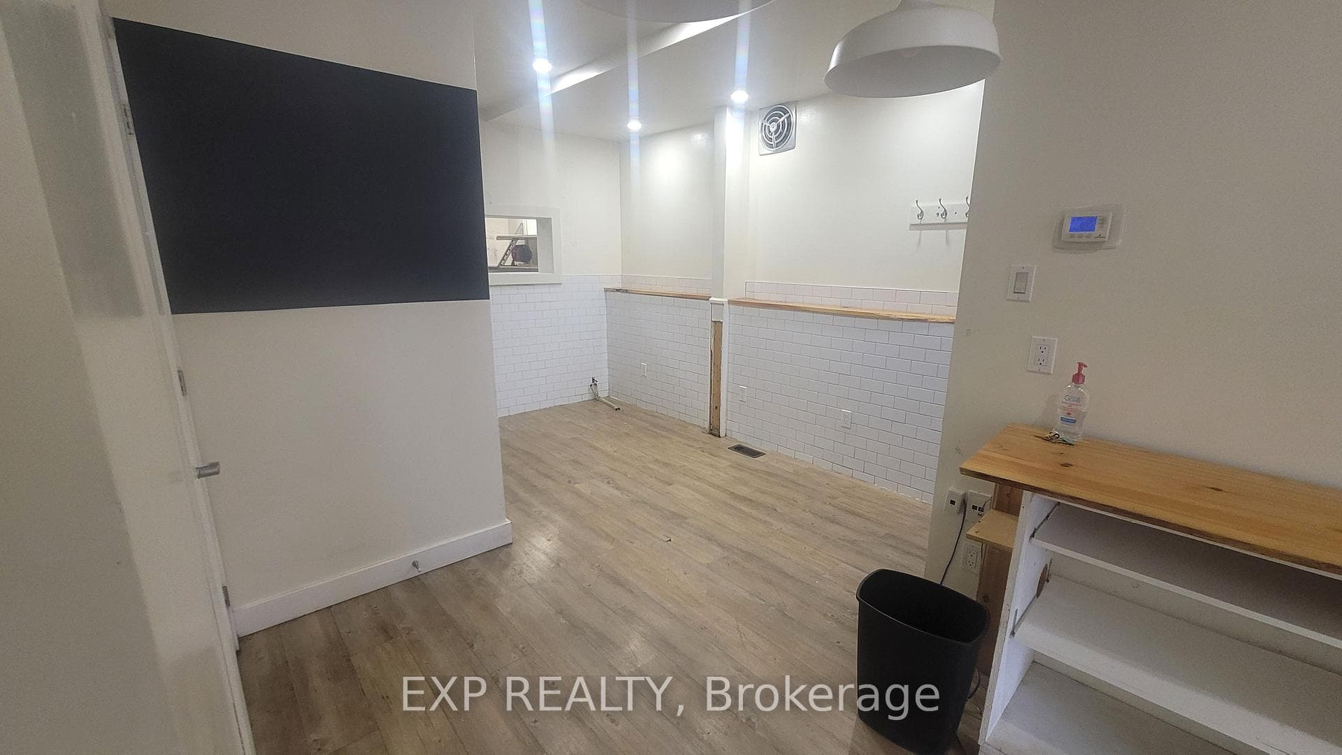 83 Holland Avenue photo 7