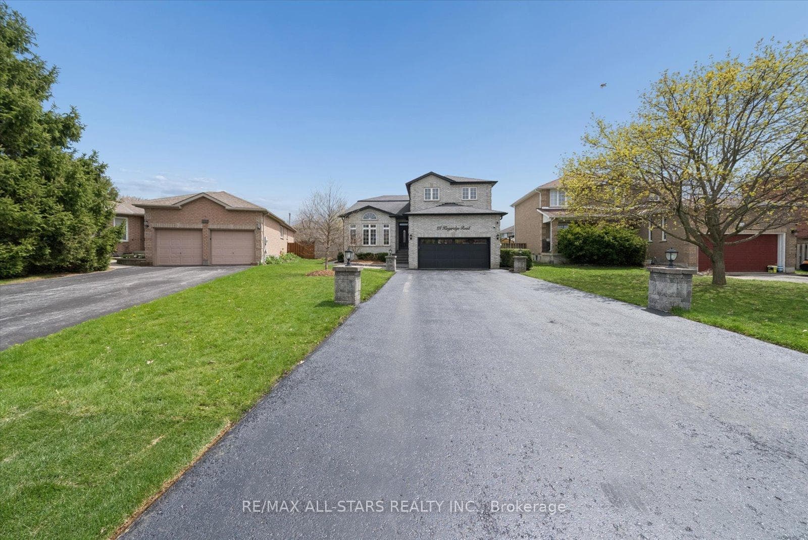114 Kingsridge Road photo 2