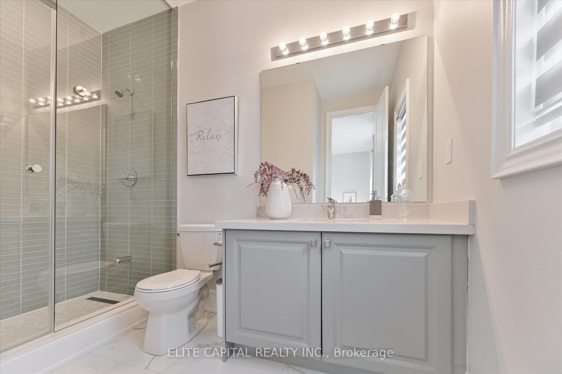 18 Rotondo Crescent photo 17