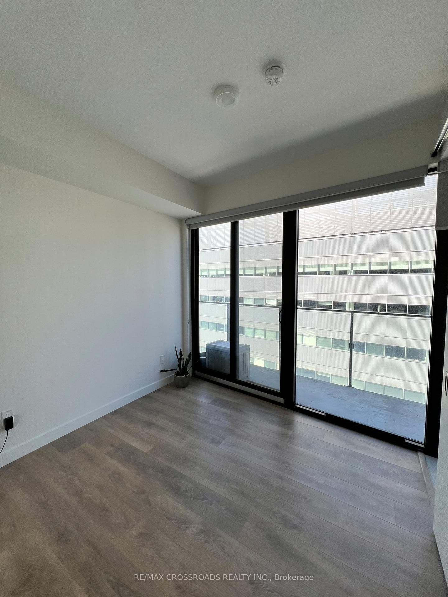215 Queen Street Unit 2105 photo 13