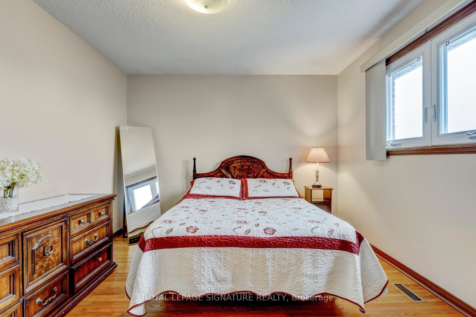 4162 Hickory Drive photo 23