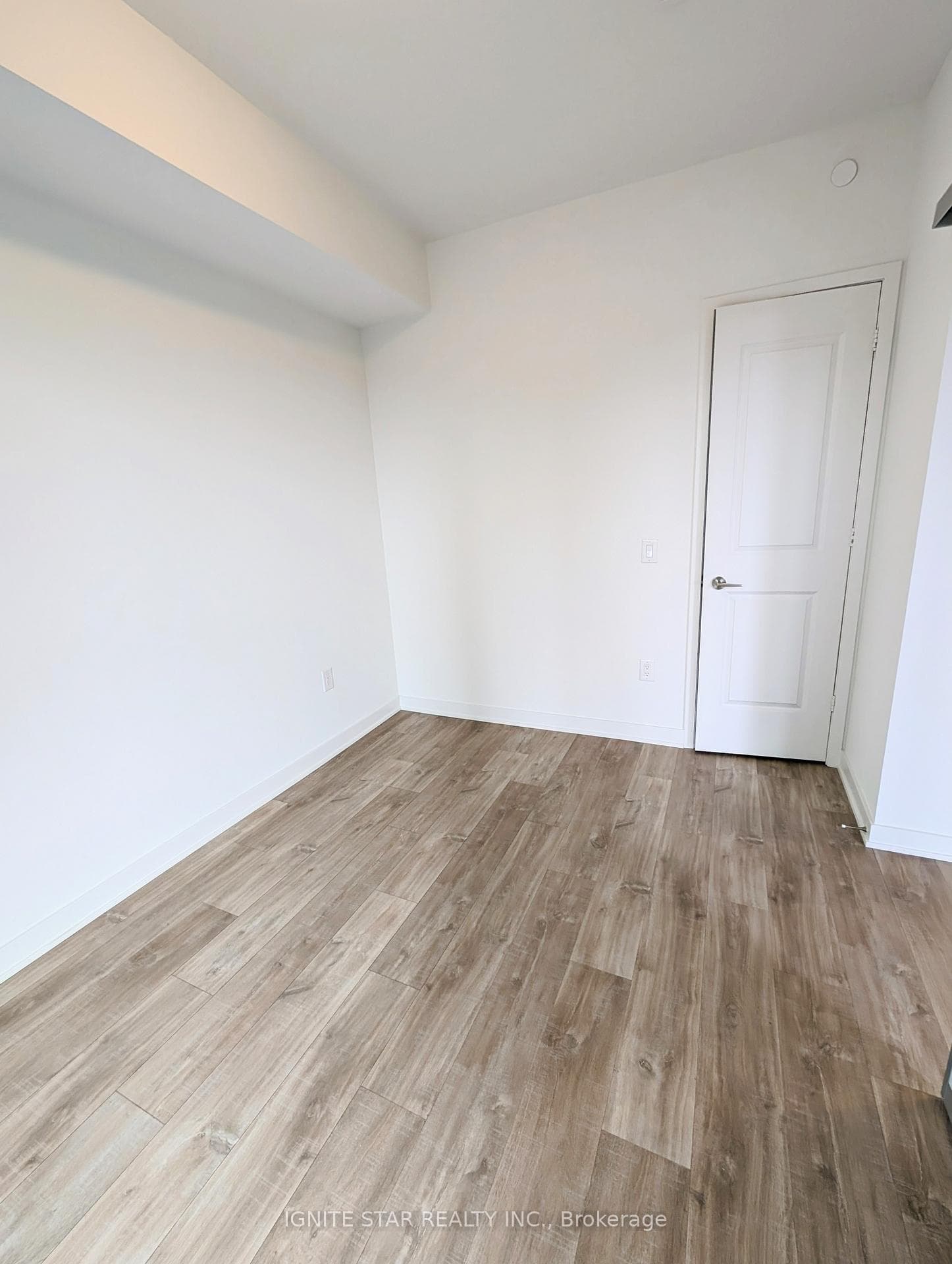 100 Dalhousie Street Unit 1405 photo 9