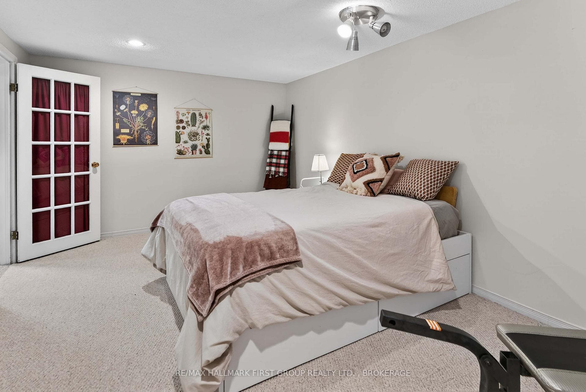 804 Grouse Crescent photo 34