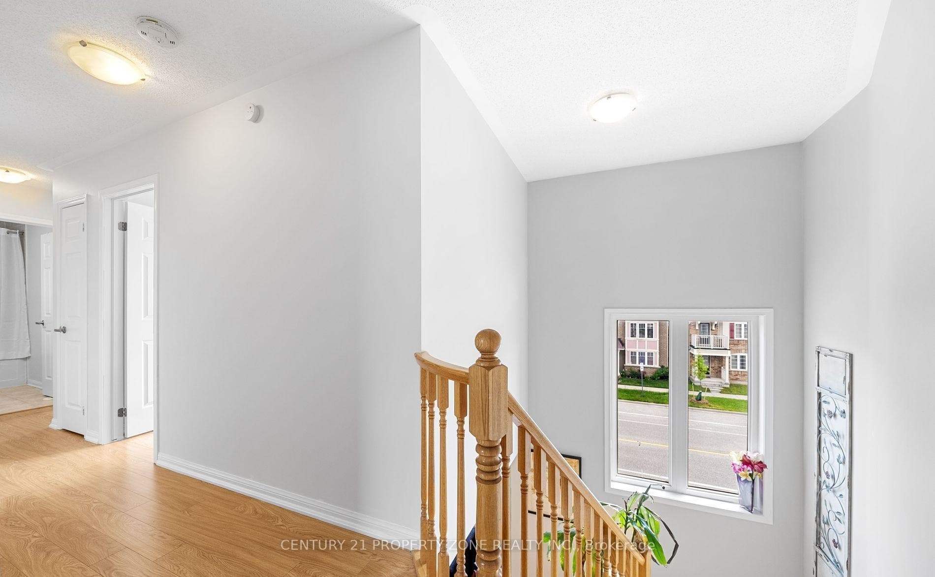281 Dymott Avenue photo 15
