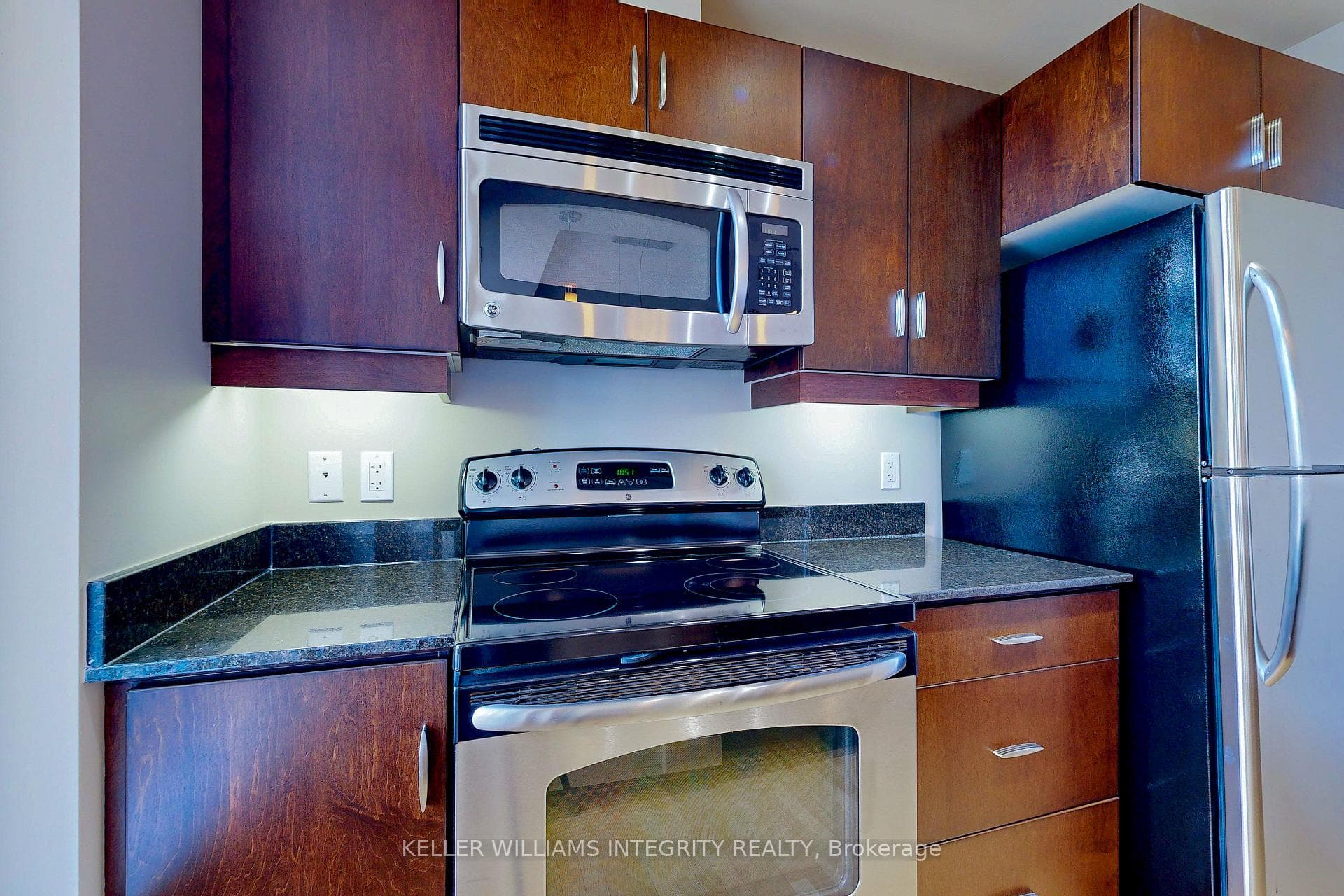 245 Kent Street Unit 1606 photo 23