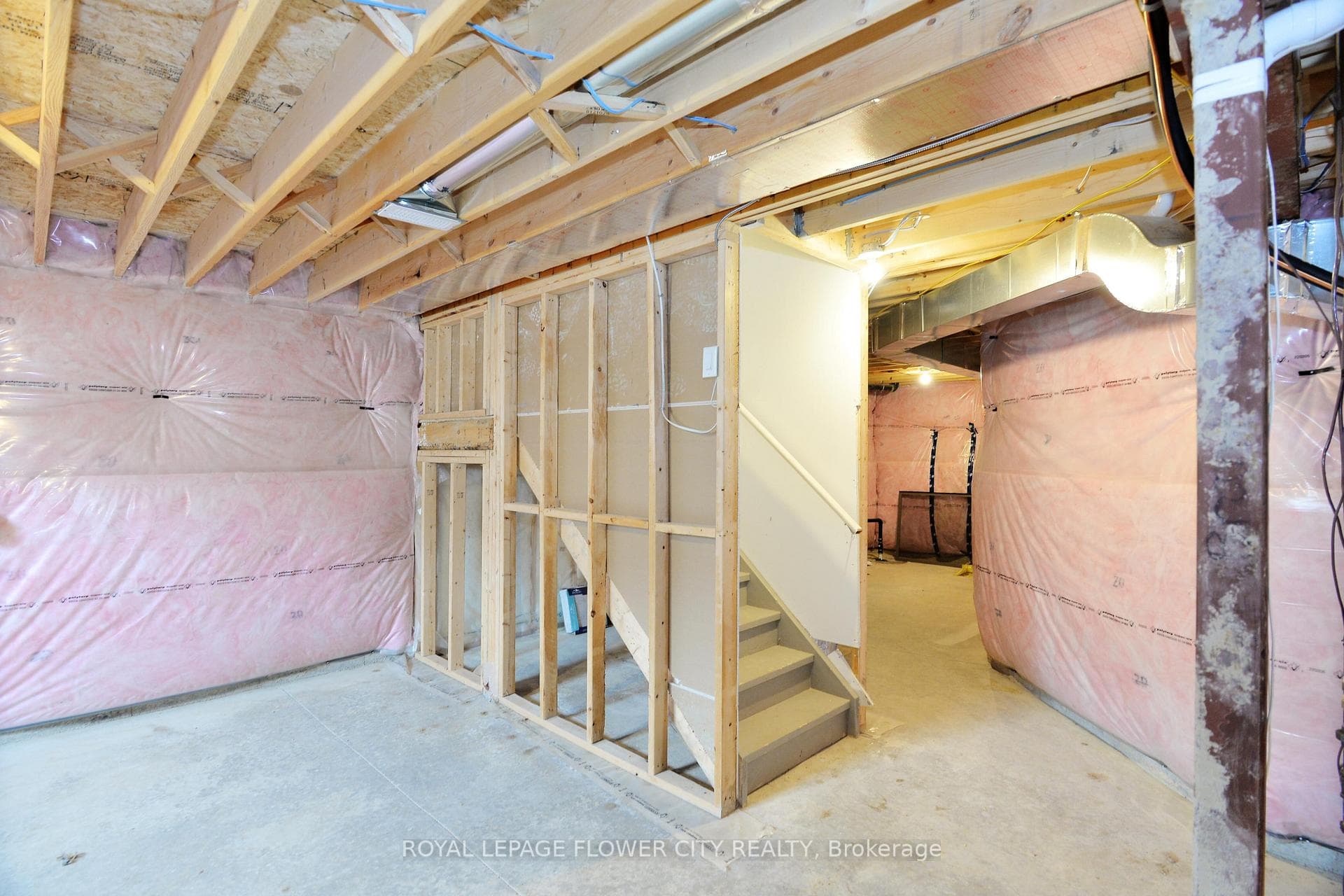 53 Whitton Drive photo 37