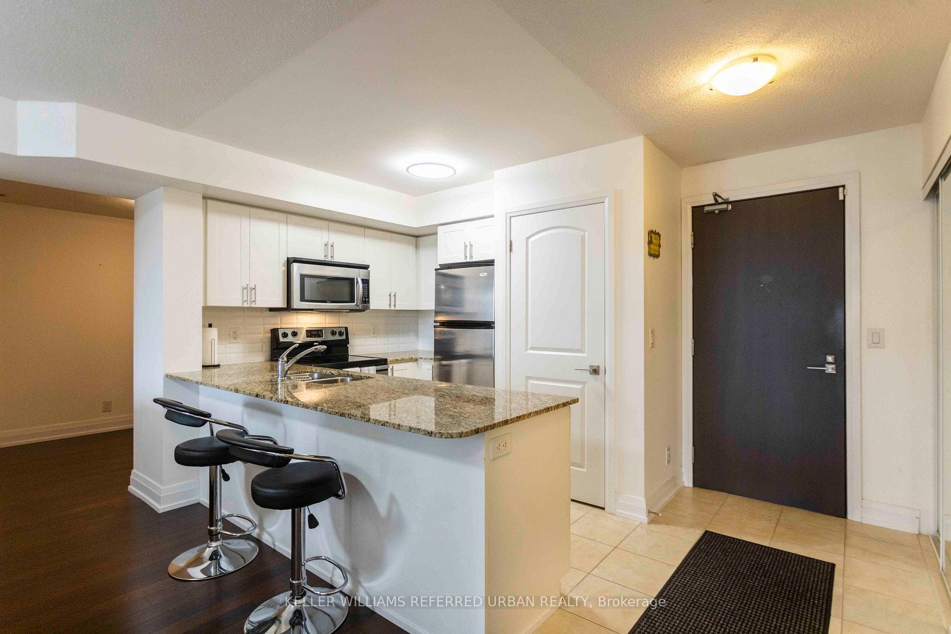 1060 Sheppard Avenue Unit 520 photo 4