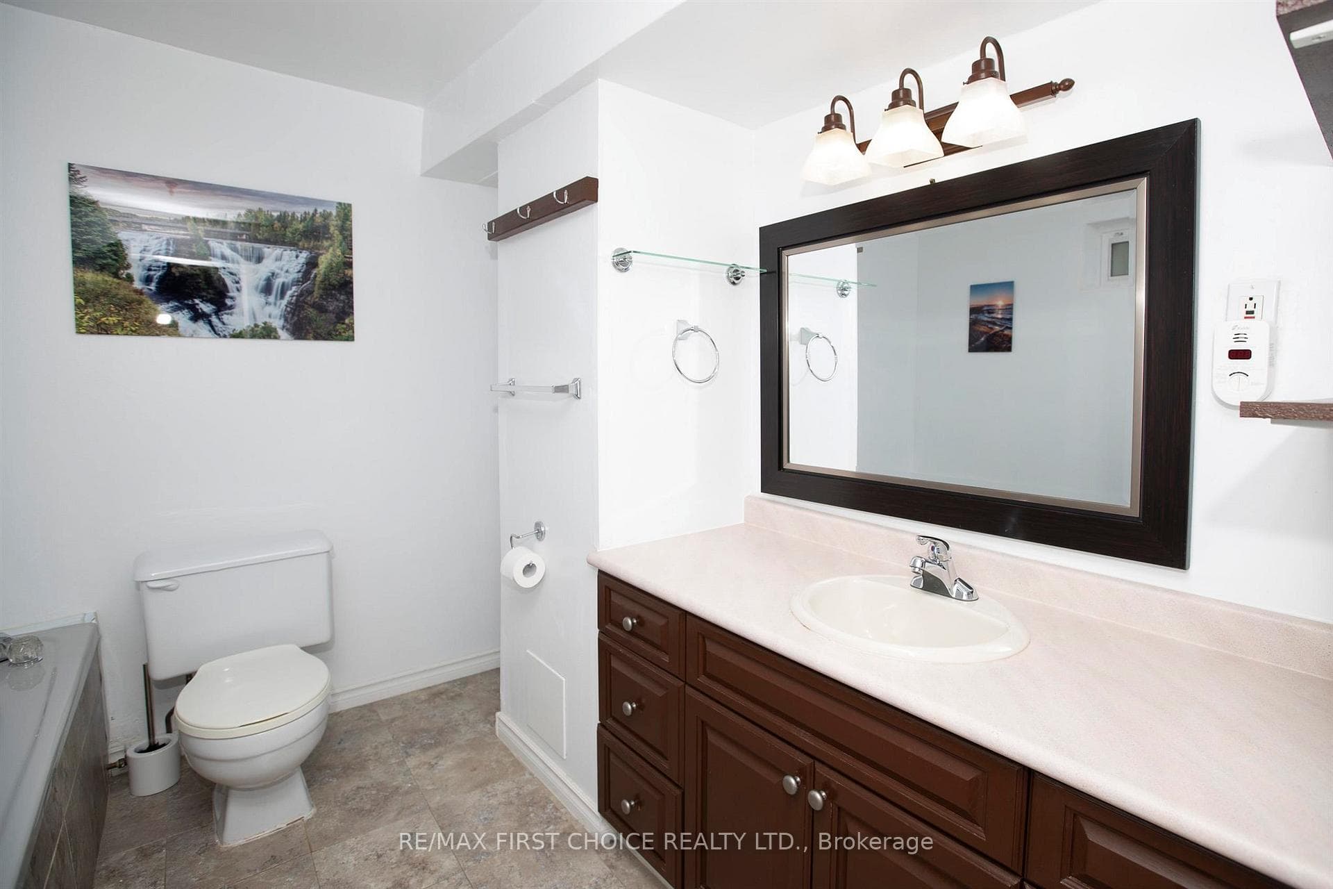 139 Burriss Street photo 27