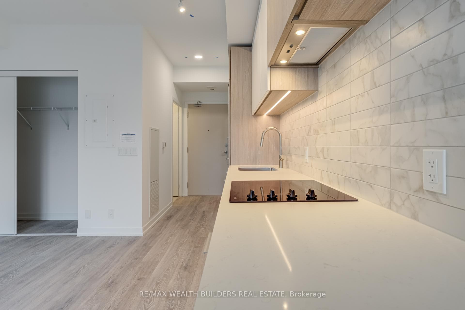 2020 Bathurst Street Unit 627 photo 17