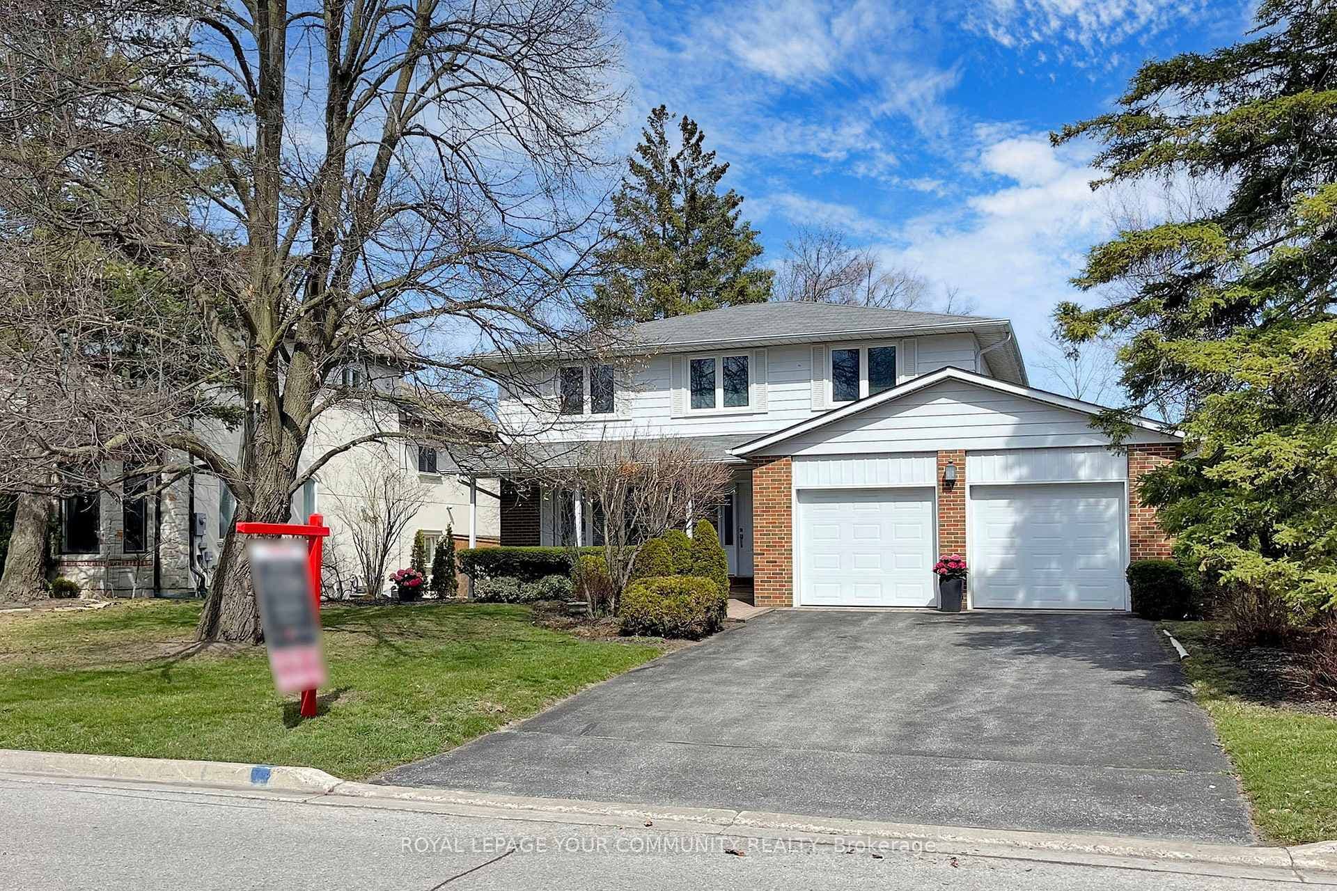163 Bay Thorn Drive photo 2
