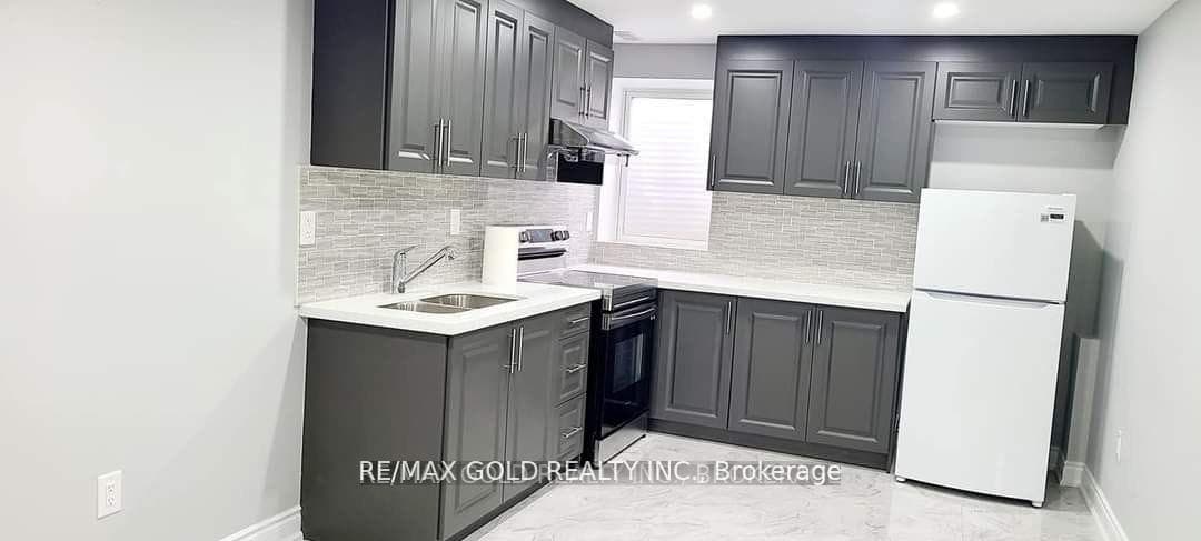 19 Adventura Road Unit Bsmt photo 1