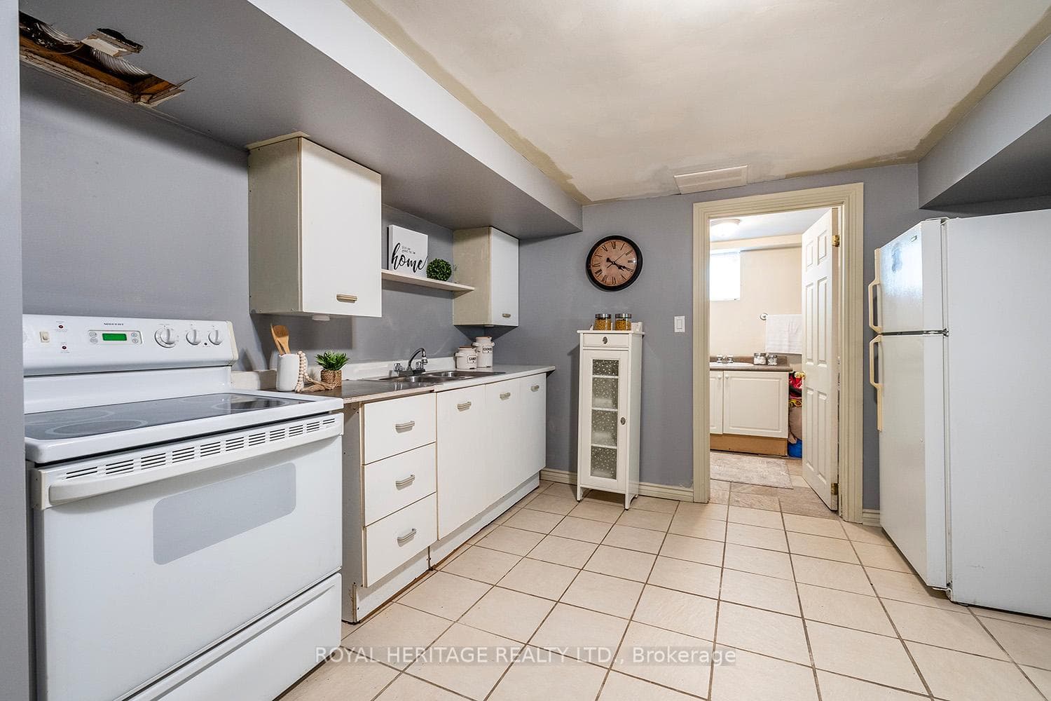 351 Baldwin Street photo 15