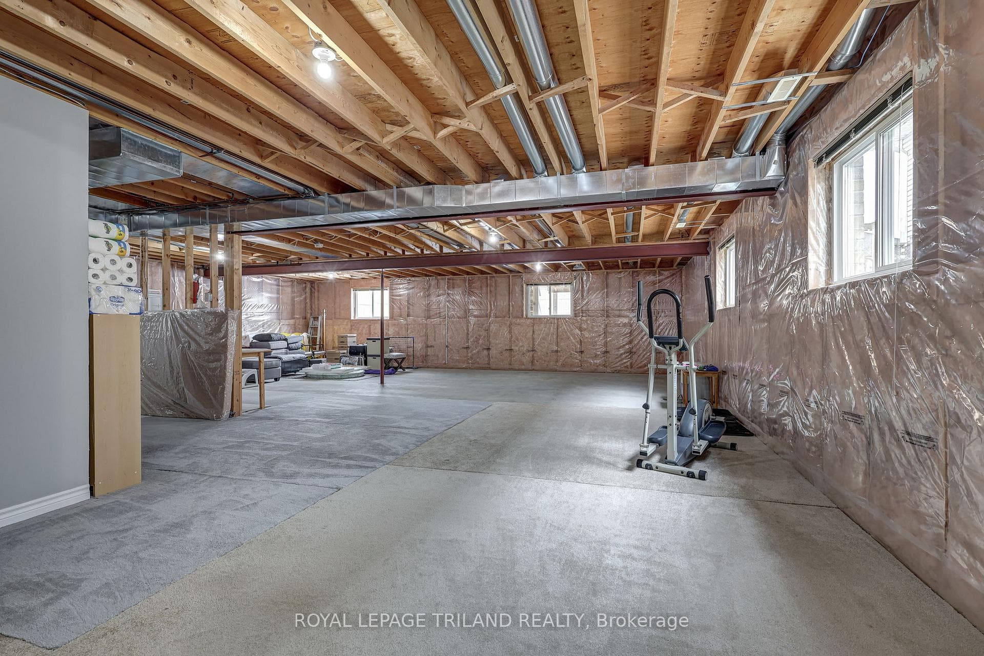 60 PENHALE - BASEMENT