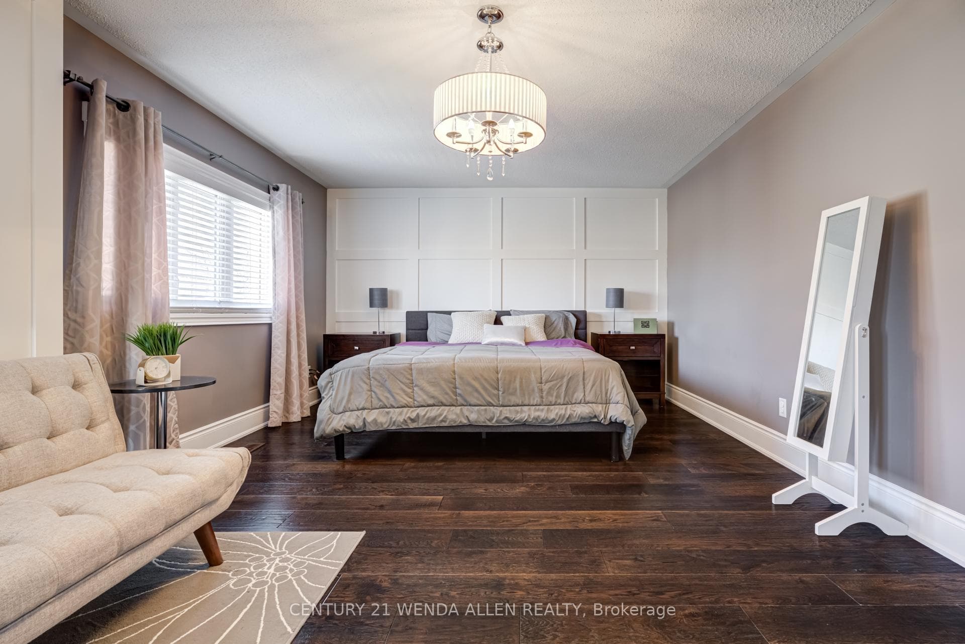 359 Granby Court photo 19