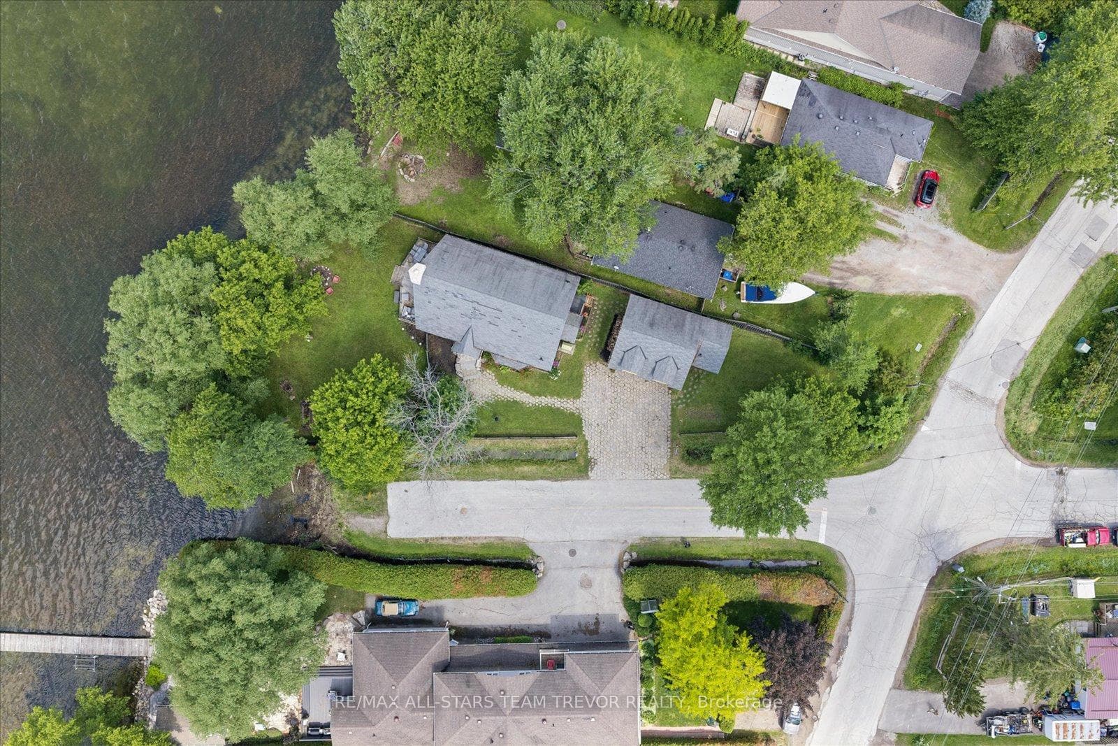 314 Glenwoods Avenue photo 46