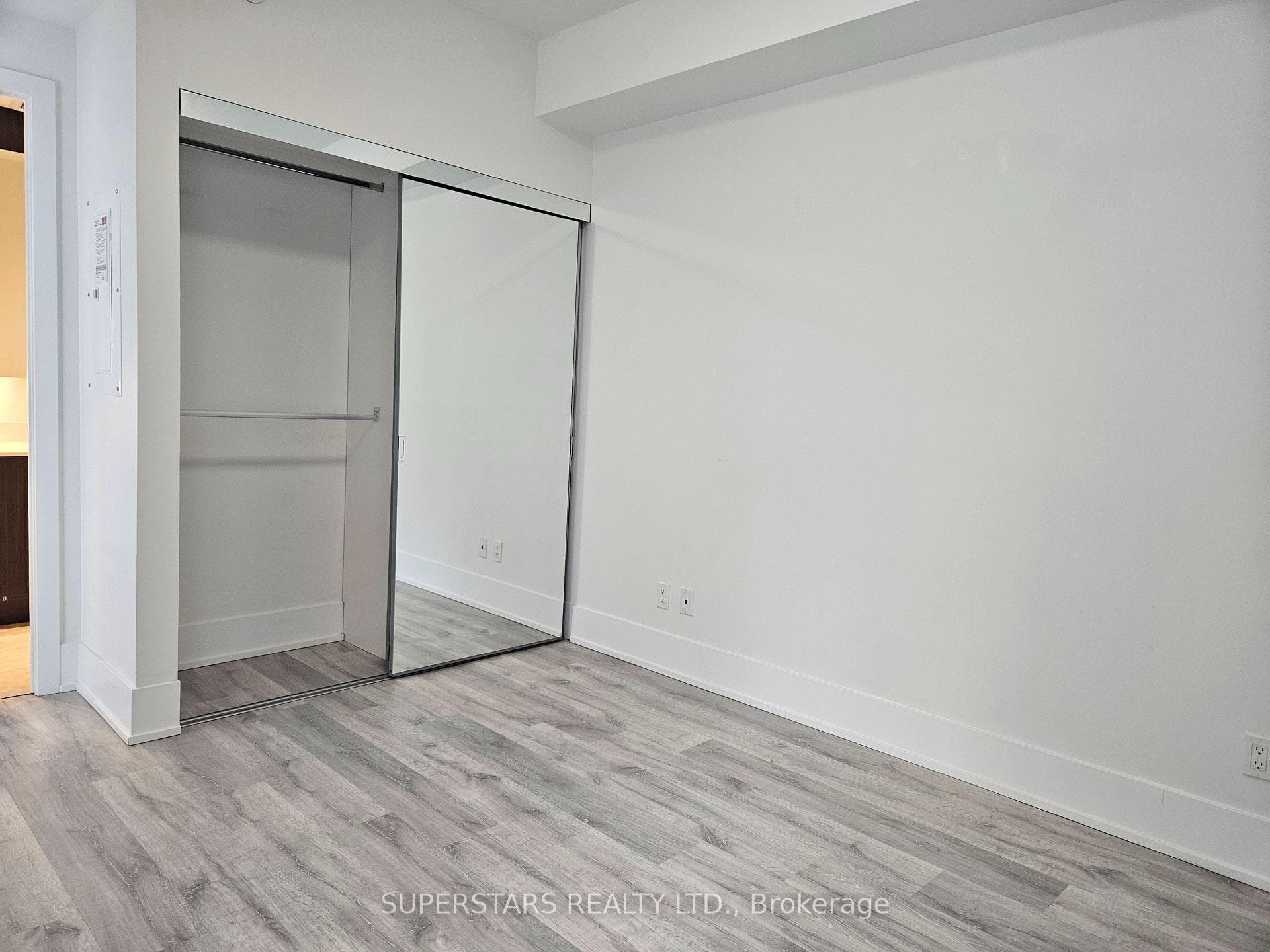 15 Merchants' Wharf N/A Unit 503 photo 12