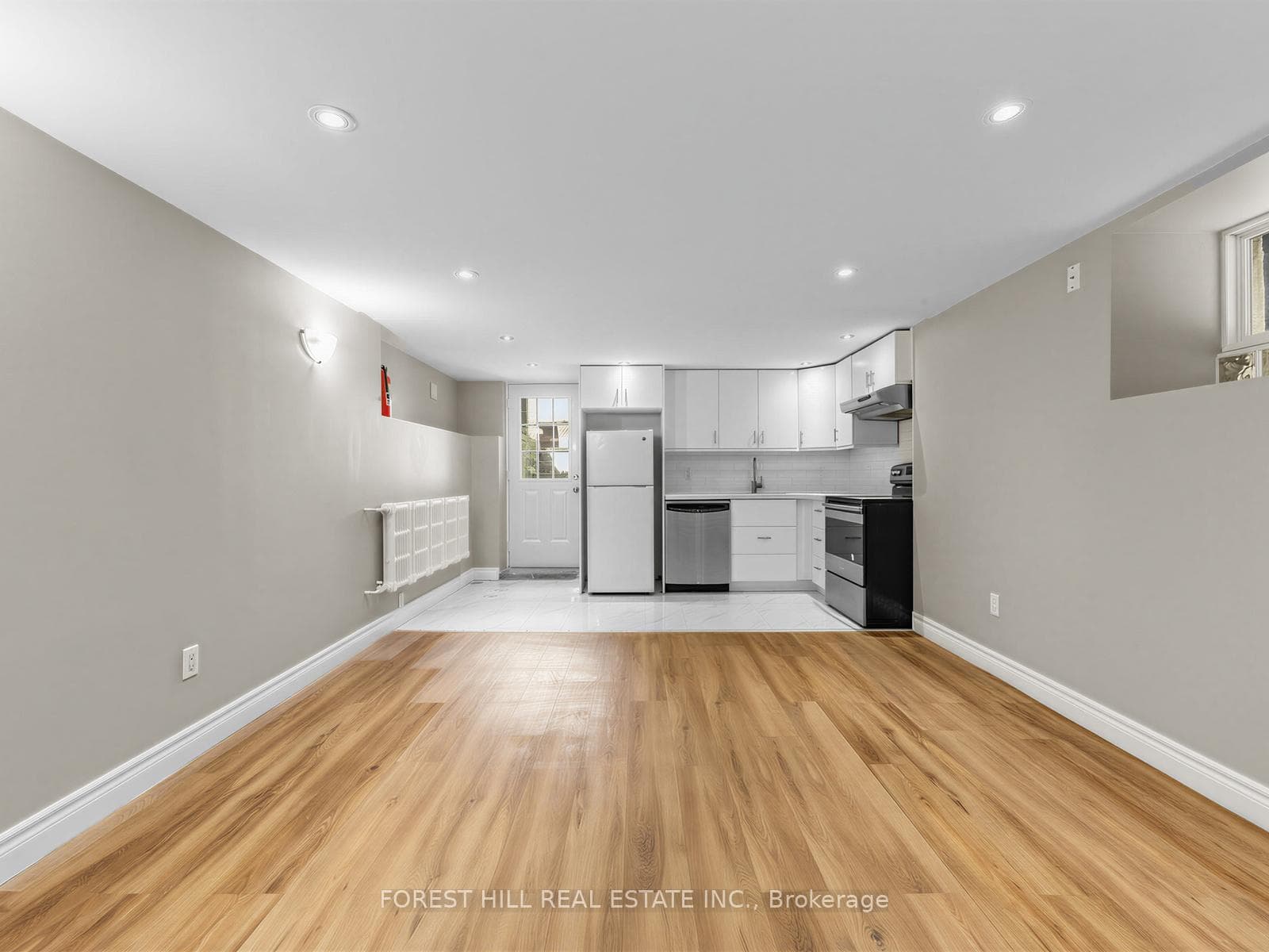 12 Salem Avenue Unit Lower photo 12