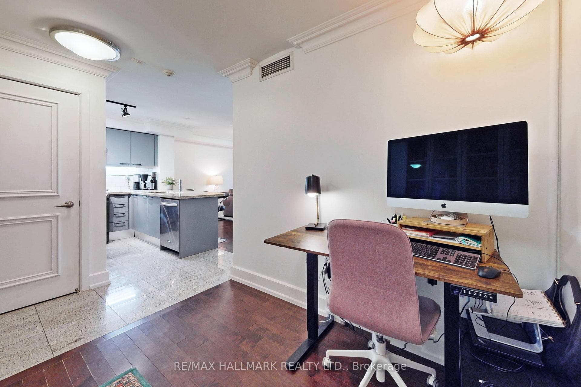 650 Sheppard Avenue Unit 225 photo 16