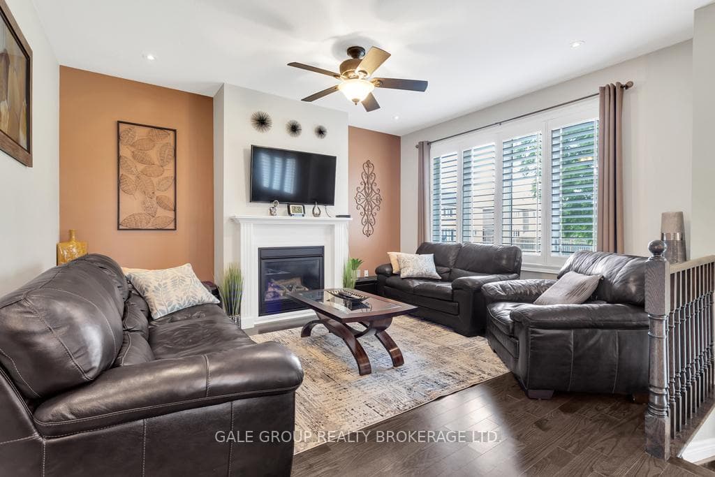 1024 Upper Thames Drive photo 8