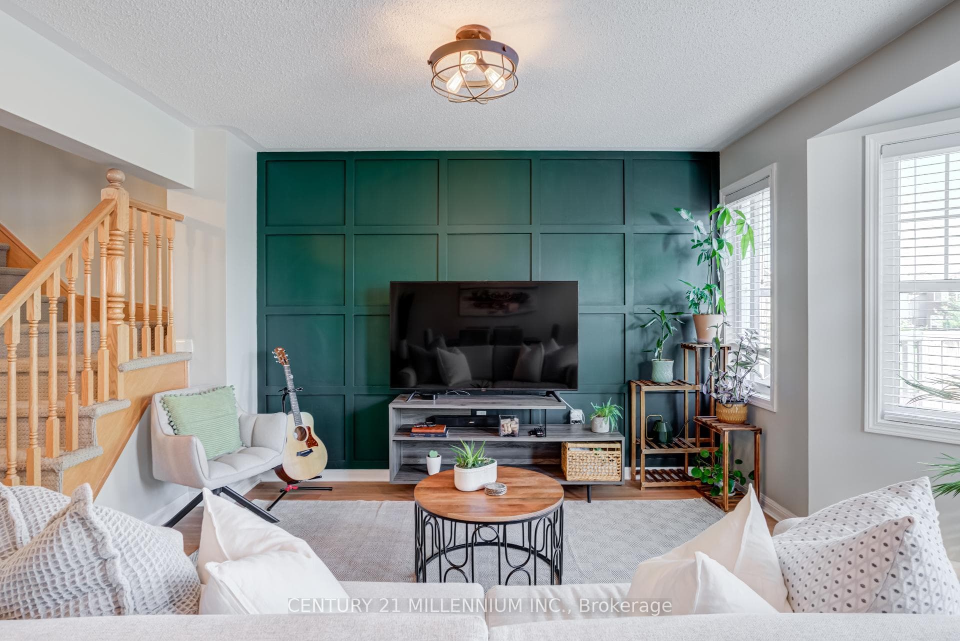 914 Ambroise Crescent photo 18