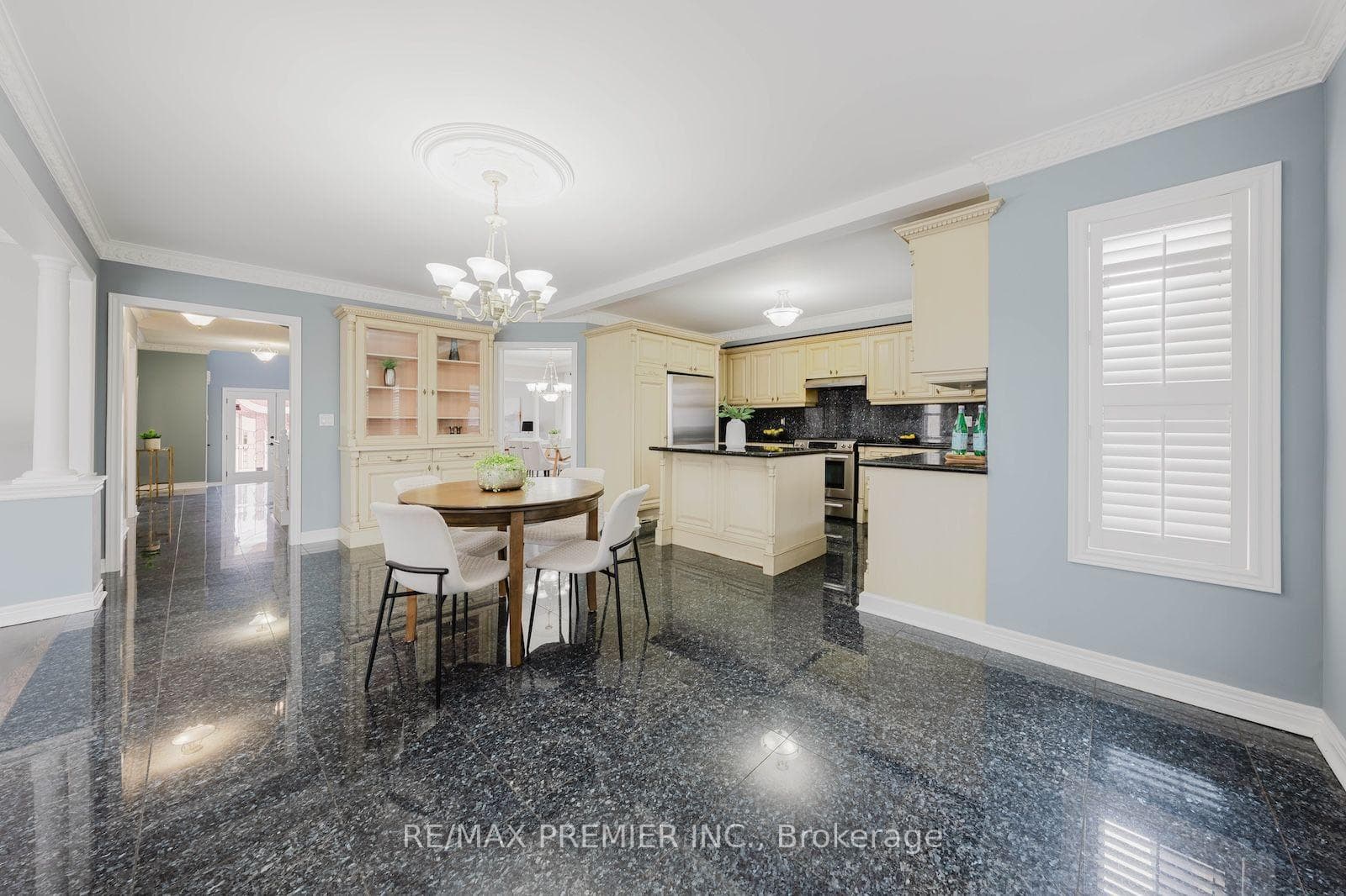 16 St Michele Place Unit Upper photo 14