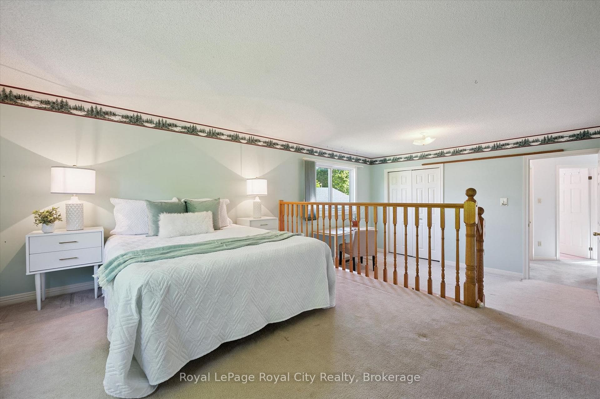539 Harvey Street photo 33