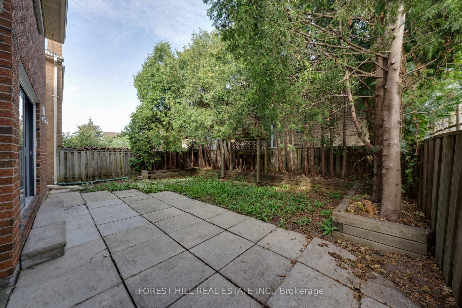 300 Conley Street photo 32