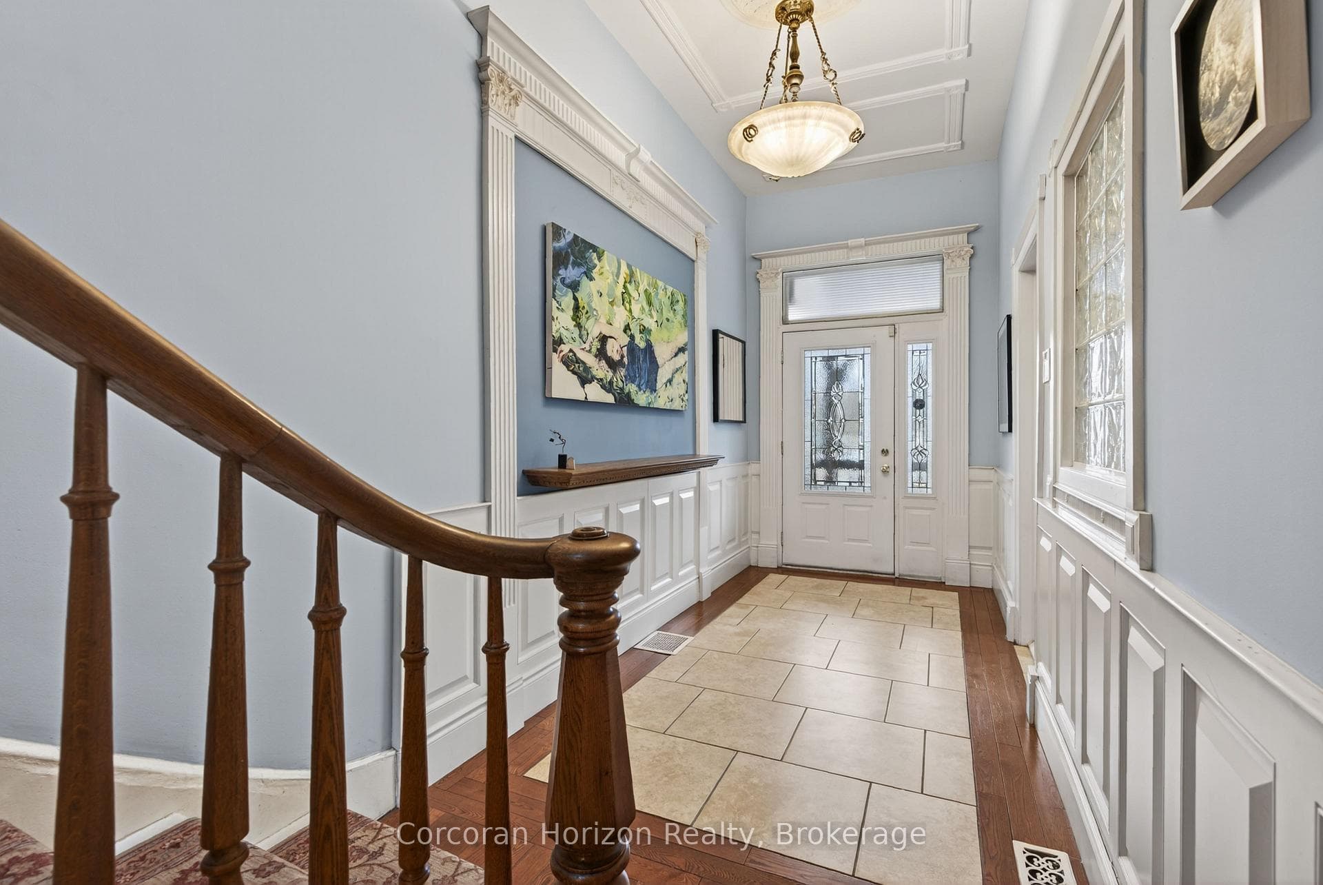 292 John Street photo 6