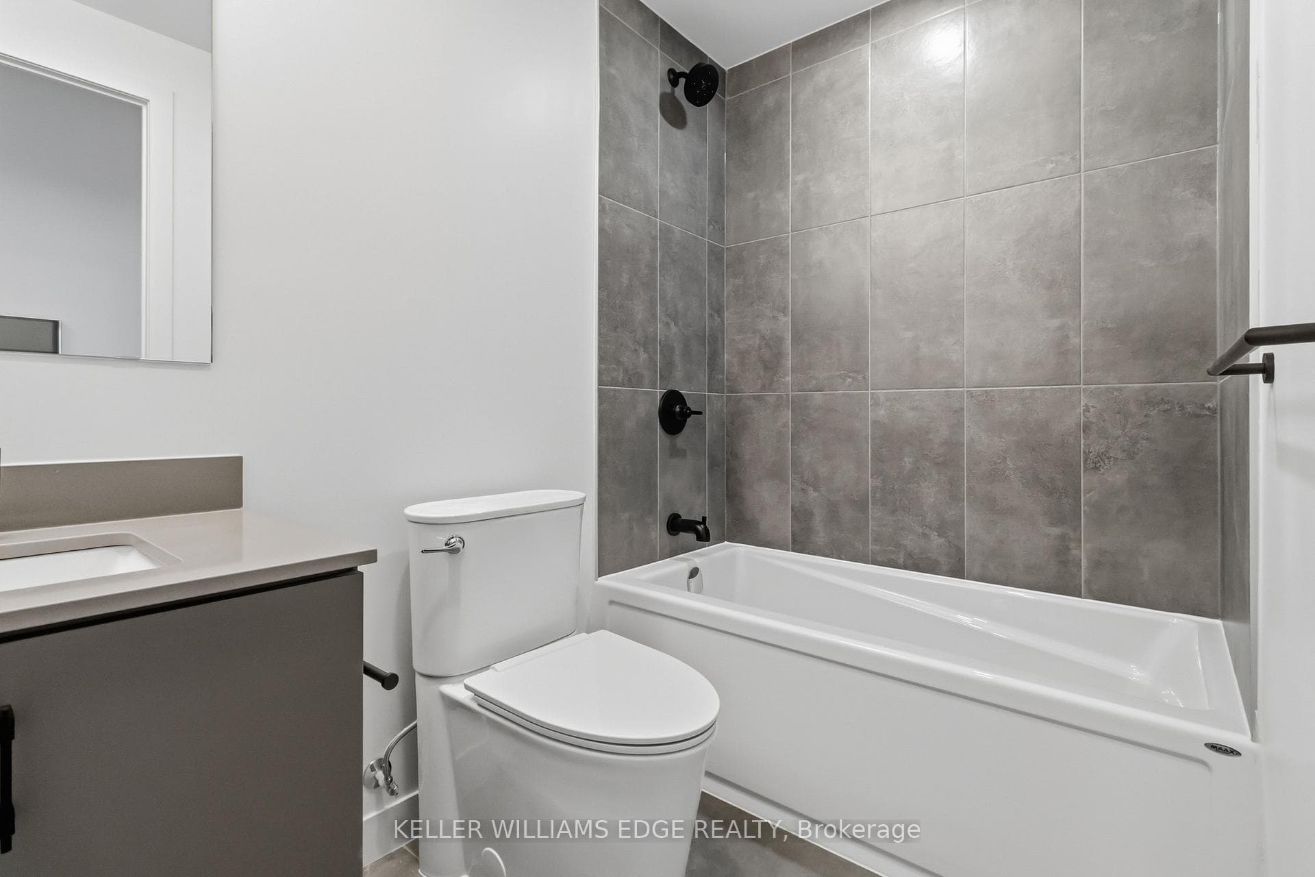 4878 Powers Common Unit 224 photo 7