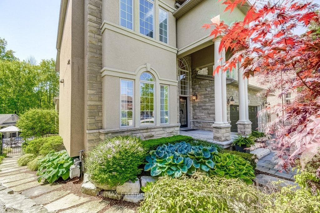 168 Diiorio Circle photo 3