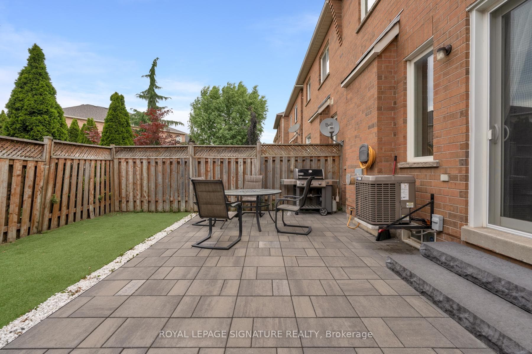 133 Wildberry Crescent photo 39